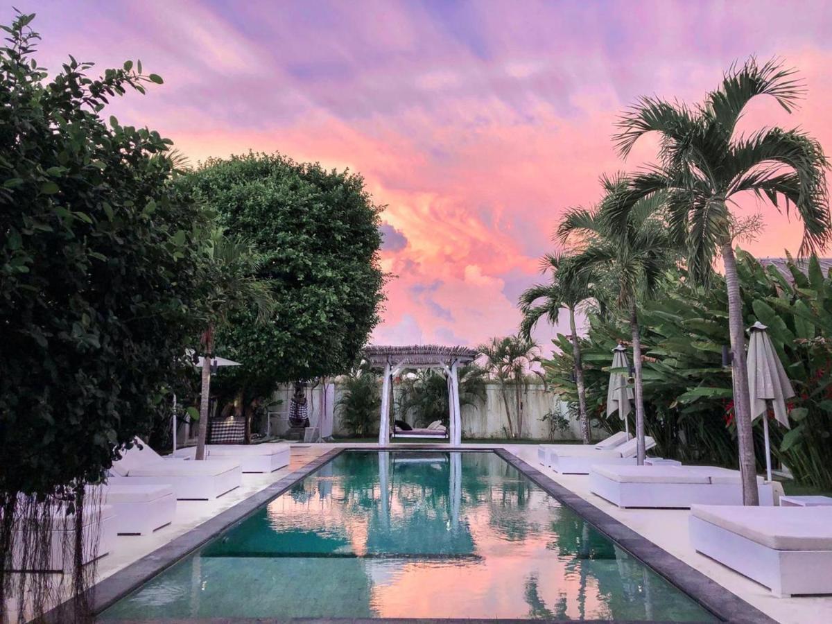 White Palm Hotel Uluwatu Bali Jimbaran  Exterior photo