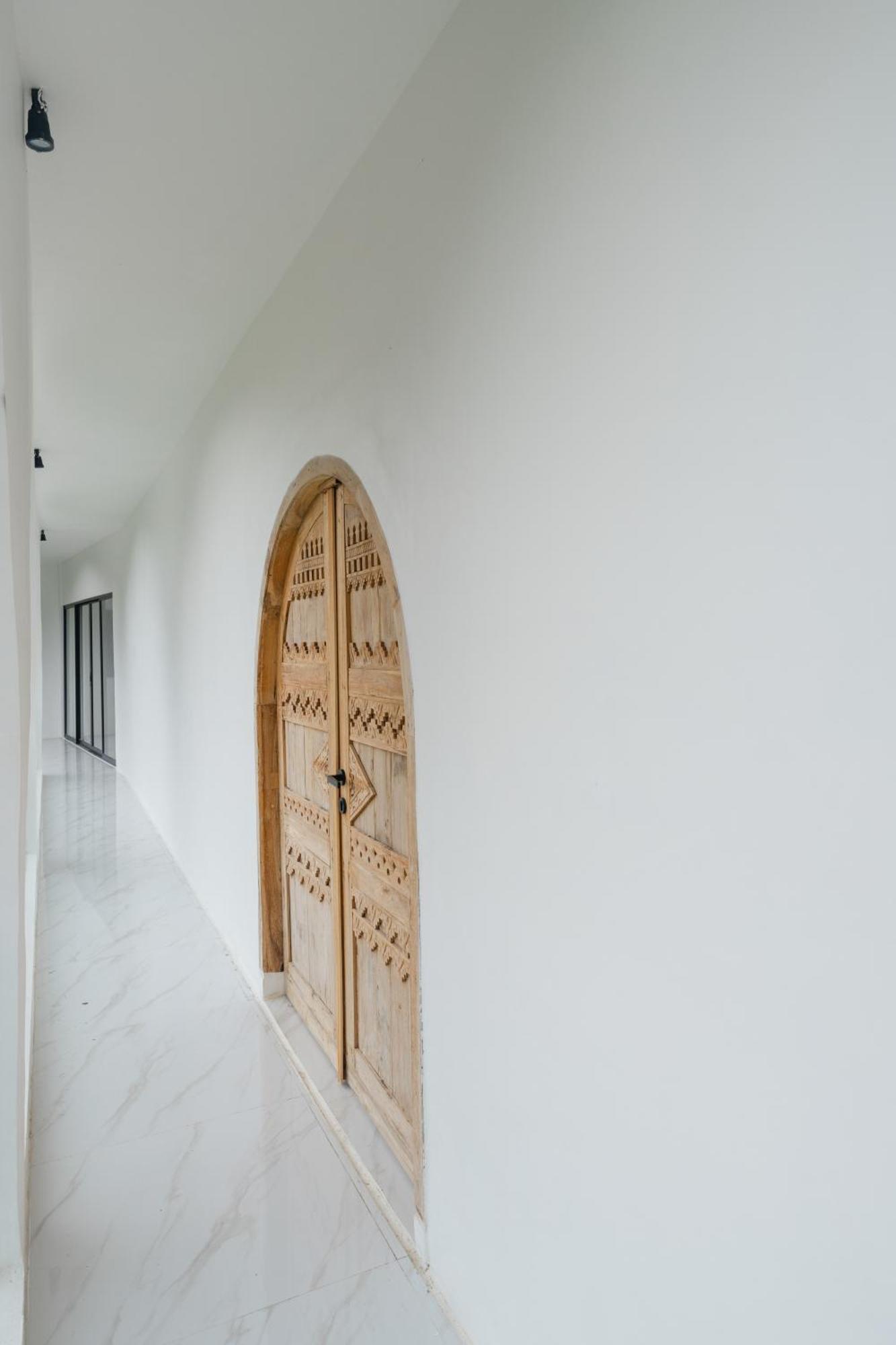 White Palm Hotel Uluwatu Bali Jimbaran  Exterior photo