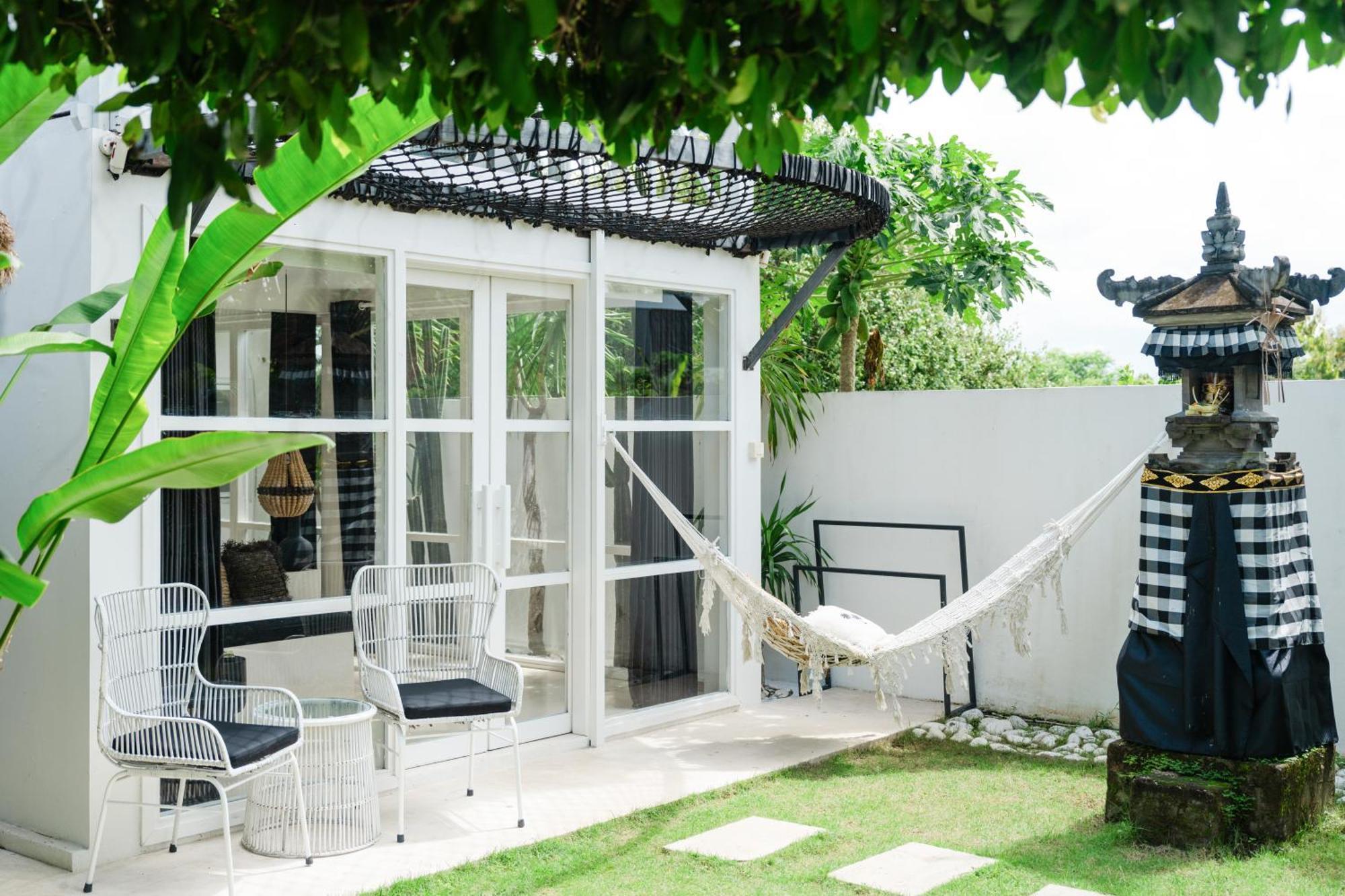 White Palm Hotel Uluwatu Bali Jimbaran  Exterior photo